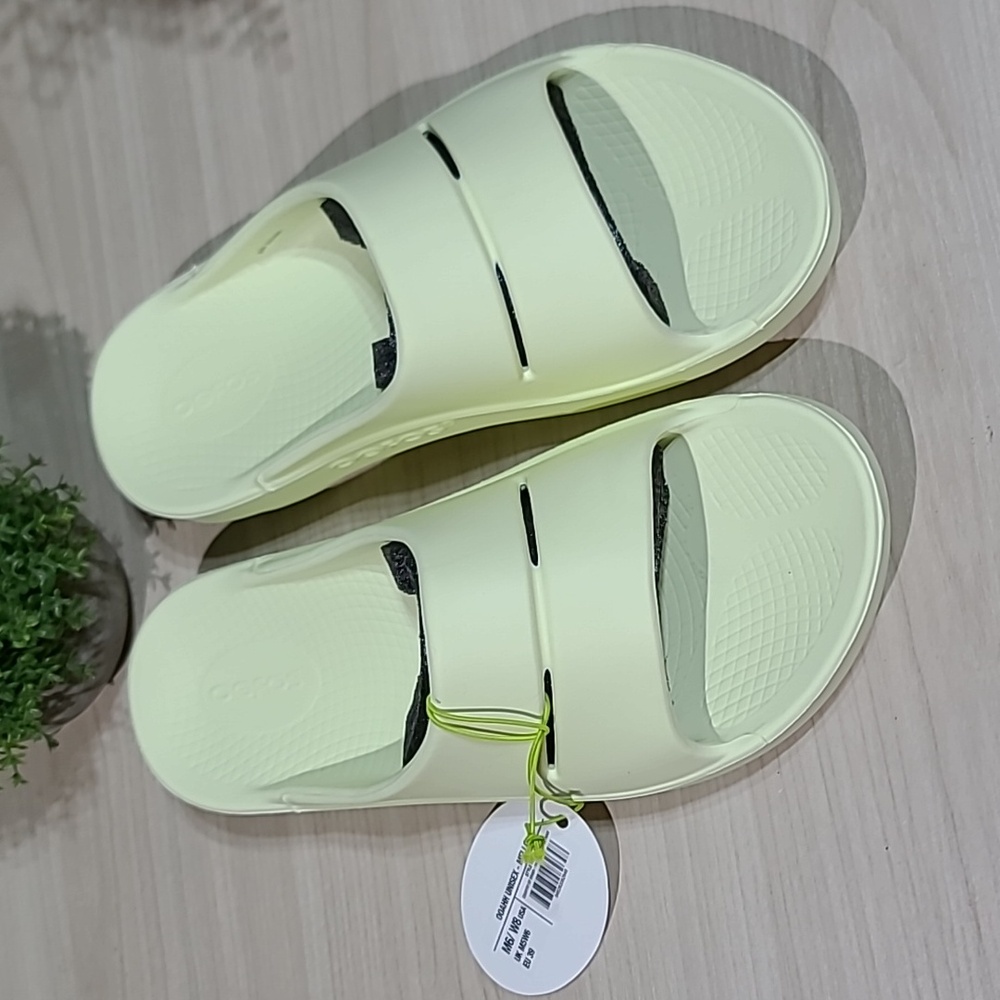 OOFOS Women’s Slide Sandals in Pale Yellow - Picture 4 of 13